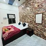 Sitaram Guest House